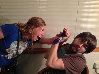 Illustration for article titled Joe Hill's stream of photos of him being assaulted by fans...